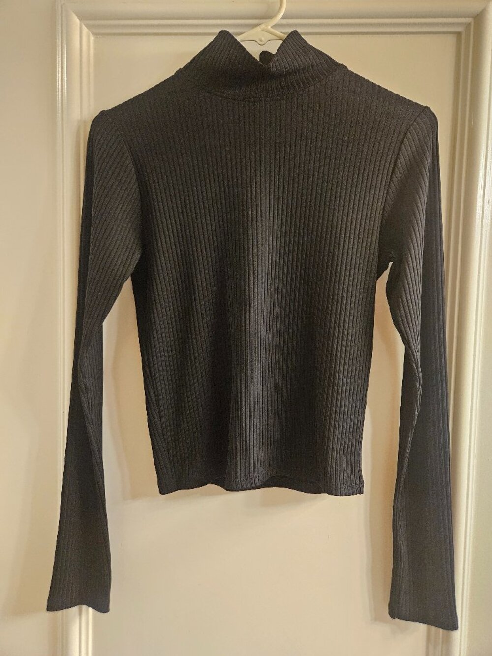 Victoria Sport Black Ribbed Mock Neck Long Sleeve Fitted Top, Size S